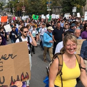 Meet your Posher, Leslie